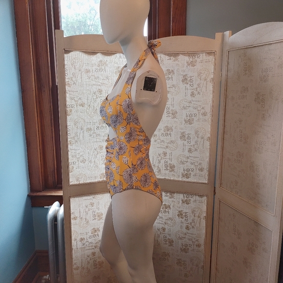 Cupshe Dandelion Love Print yellow Halter one piece swimsuit S - Picture 7 of 7